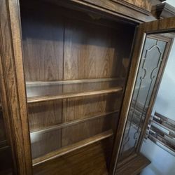 Solid Wood Display Cabinet / China Hutch  Classic 