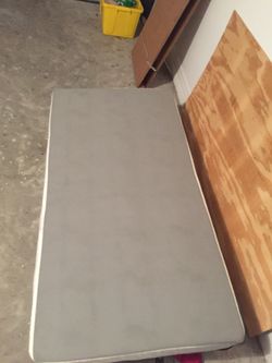 Twin size box spring