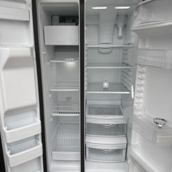 Stainless Steel GE Beautiful Condition 