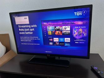 Lg tv . Works with Roku