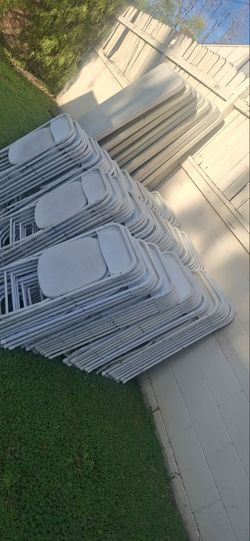 T.a.b.l.e ,chairs