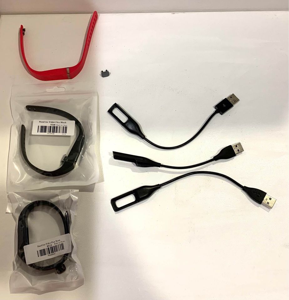 3 Fitbit Flex Chargers and Small Replacement Bands