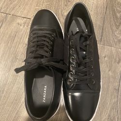Shoes 9.5 (NEW)