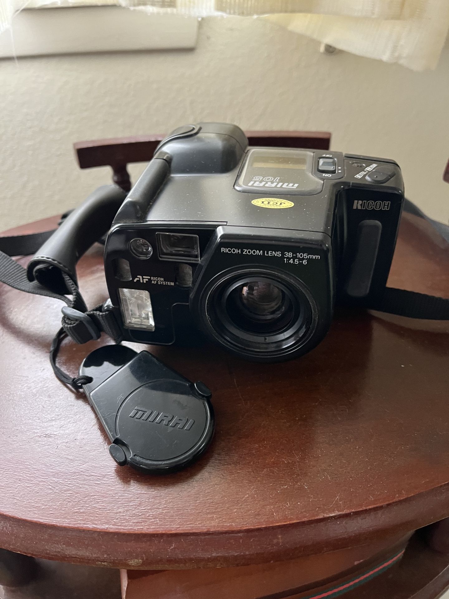 Ricoh Mirai 105 35mm Autofocus Camera