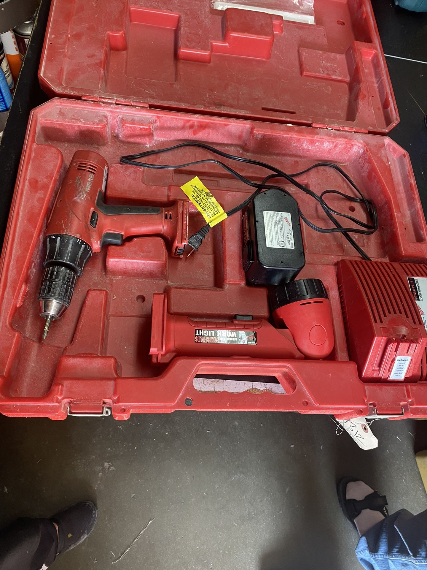 Milwaukee 14 V Drive/ Drill &work Light