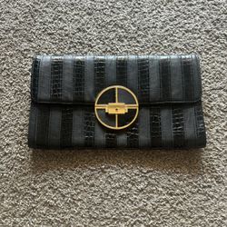 Black Clutch