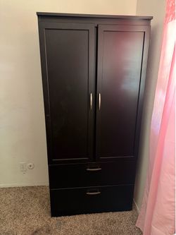 Armoire