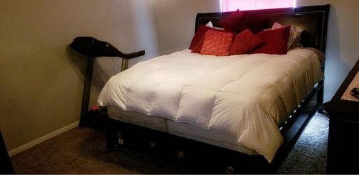 Moving sale