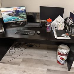 Nice large brown desk for sale.  No drawers. Dimensions are 63 long by 31 1/2 wide by 29 tall.