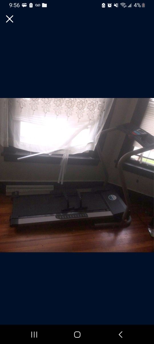 Treadmill Used 