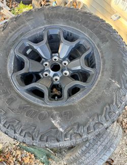 RAM 1500 TRX WHEELS AND TIRES 
