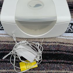 Munchkin Bright And Warm Wipe Warmer 
