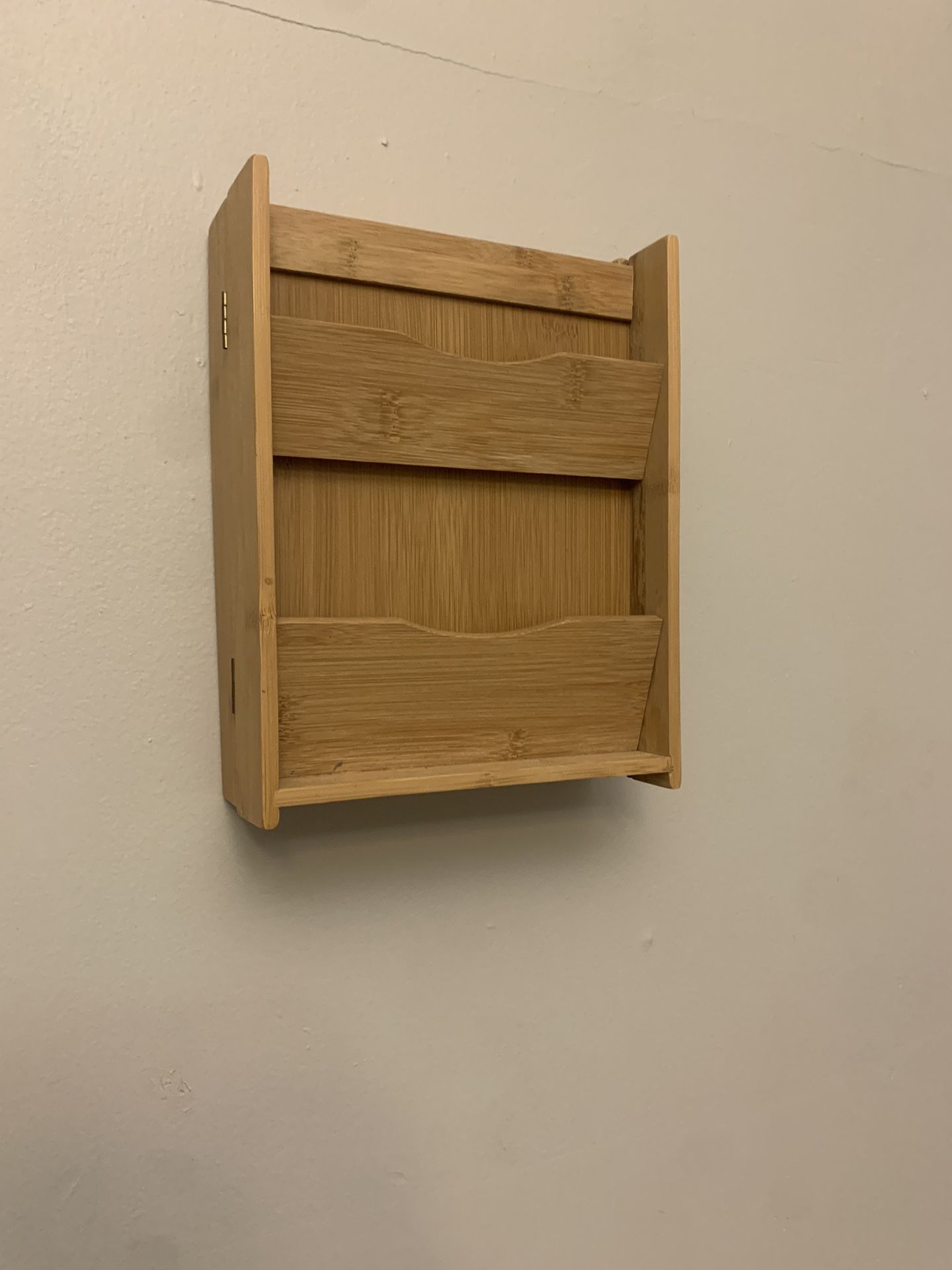 Key Holder/ Mail Organizer