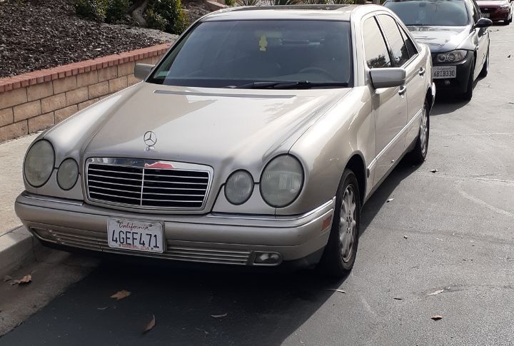 1999 Mercedes-Benz E-Class