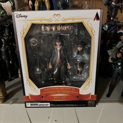 Bring Arts Kingdom Hearts III Sora (Pirates Of The Caribbean Version) Action Figure