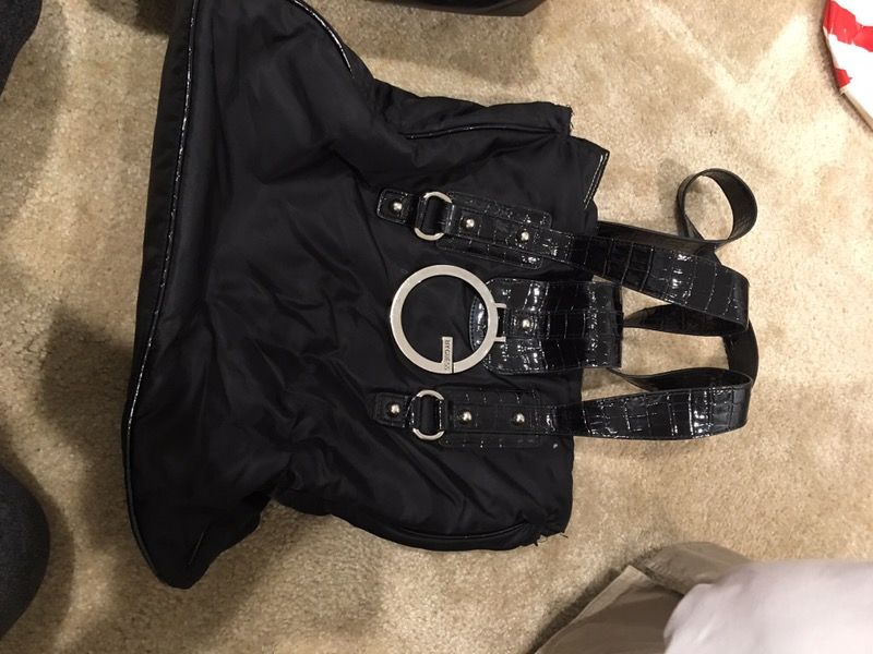 Guess purse
