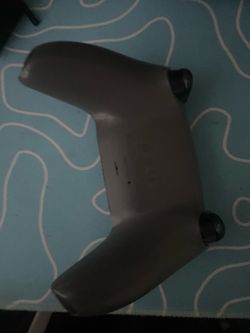 Almost new ps5 controller used 1 time
