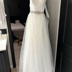 David’s Bridal Wedding Dress Size 4