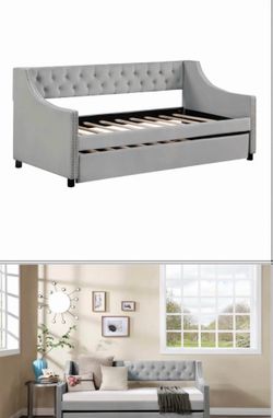Tufted Daybed with Trundle