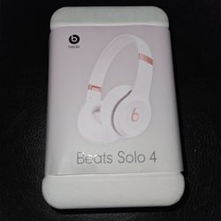 Beats Solo 4