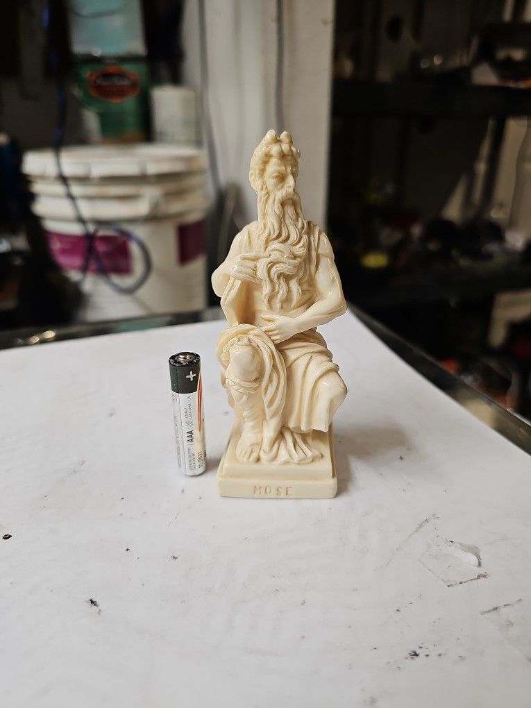 Figurine Statue Moses by Michel Angelo Buonarotti Vintage Religion Spirituality