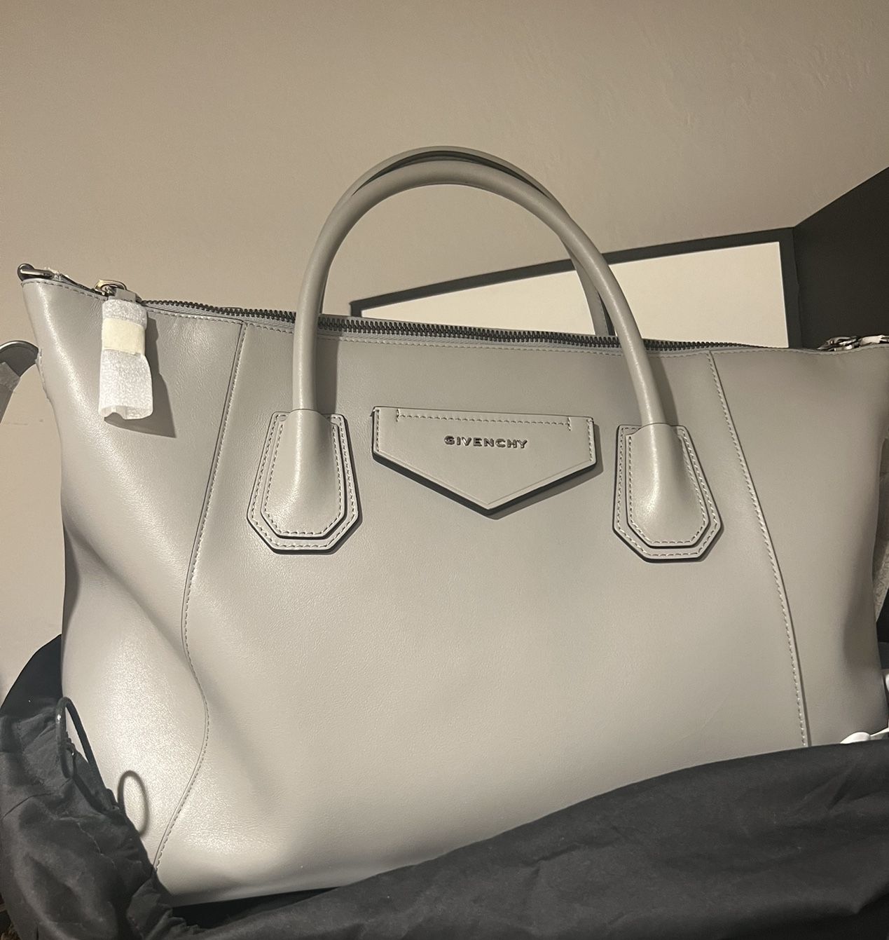 Givenchy purse 