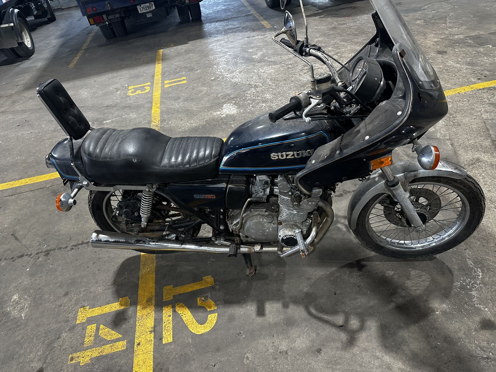 1979 Suzuki GS750 Barn Find