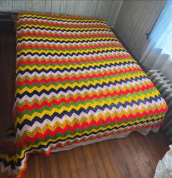 Handmade Heavy RAINBOW 86"x82" Crochet Knit Chevron Zig Zag Throw Blanket Afghan