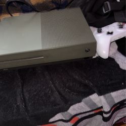 xbox one s 1 tb green and controller 