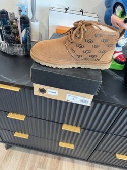 Ugg shoes
