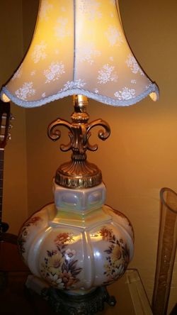 LAMP ANTIQUE