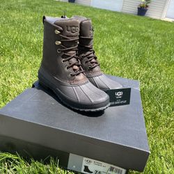M Yucca Uggs