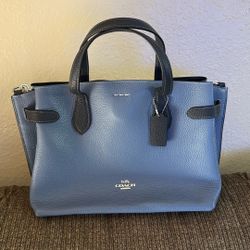 Coach Purse  w/  Shoulder Strap (never Been Used)