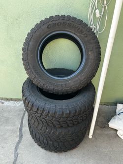 Set of 4 Crosswind M/T LT215/75R15 Truck Tires