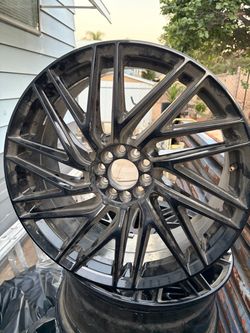Motiv wheels
