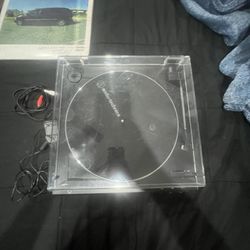 Audio-technica At-lp60x Record player with one album