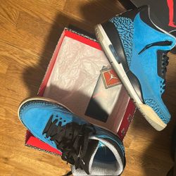 Air Jordan 3 Powder Blue Size 10 Used