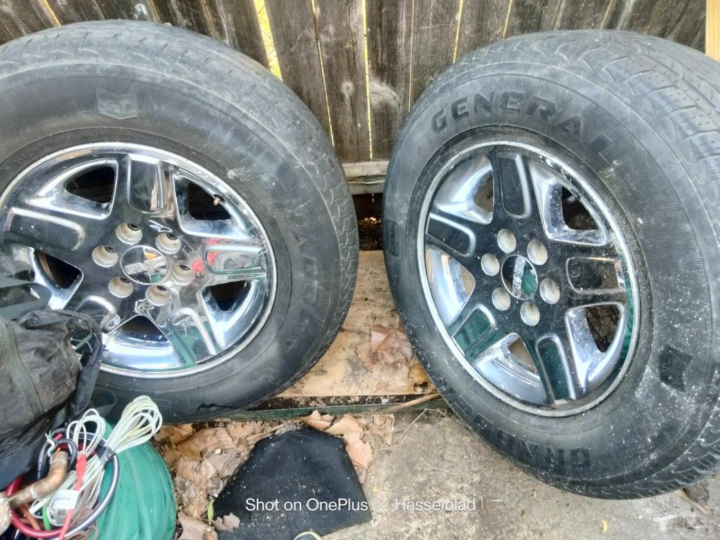 2 GMC Aluminum Rims 265/70/18