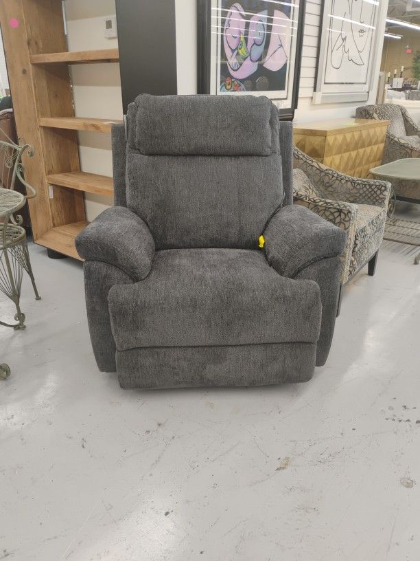 Recliner 
