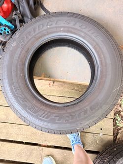 BRIDGESTONE DUELER LX  All Season Truck & SUV Tires - LT225/75R16