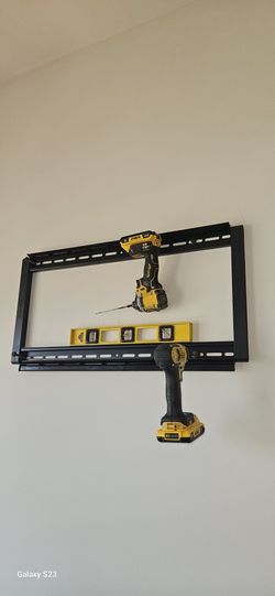 TV Mount & Brackets