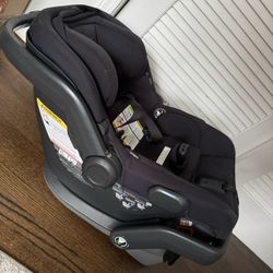 Uppa Baby Mesa V2