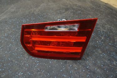 BMW 3 series F30 / F31 Rear right inner trunk light
