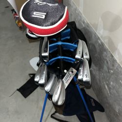 Full Bag Of Clubs (bag Included)