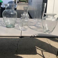 Set Of 5 Glass Flower Vases For $40.00 New Never Used 