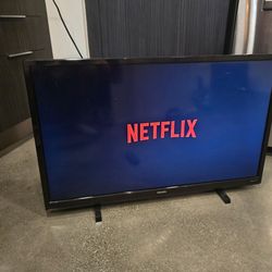 32" Philips Roku Smart TV