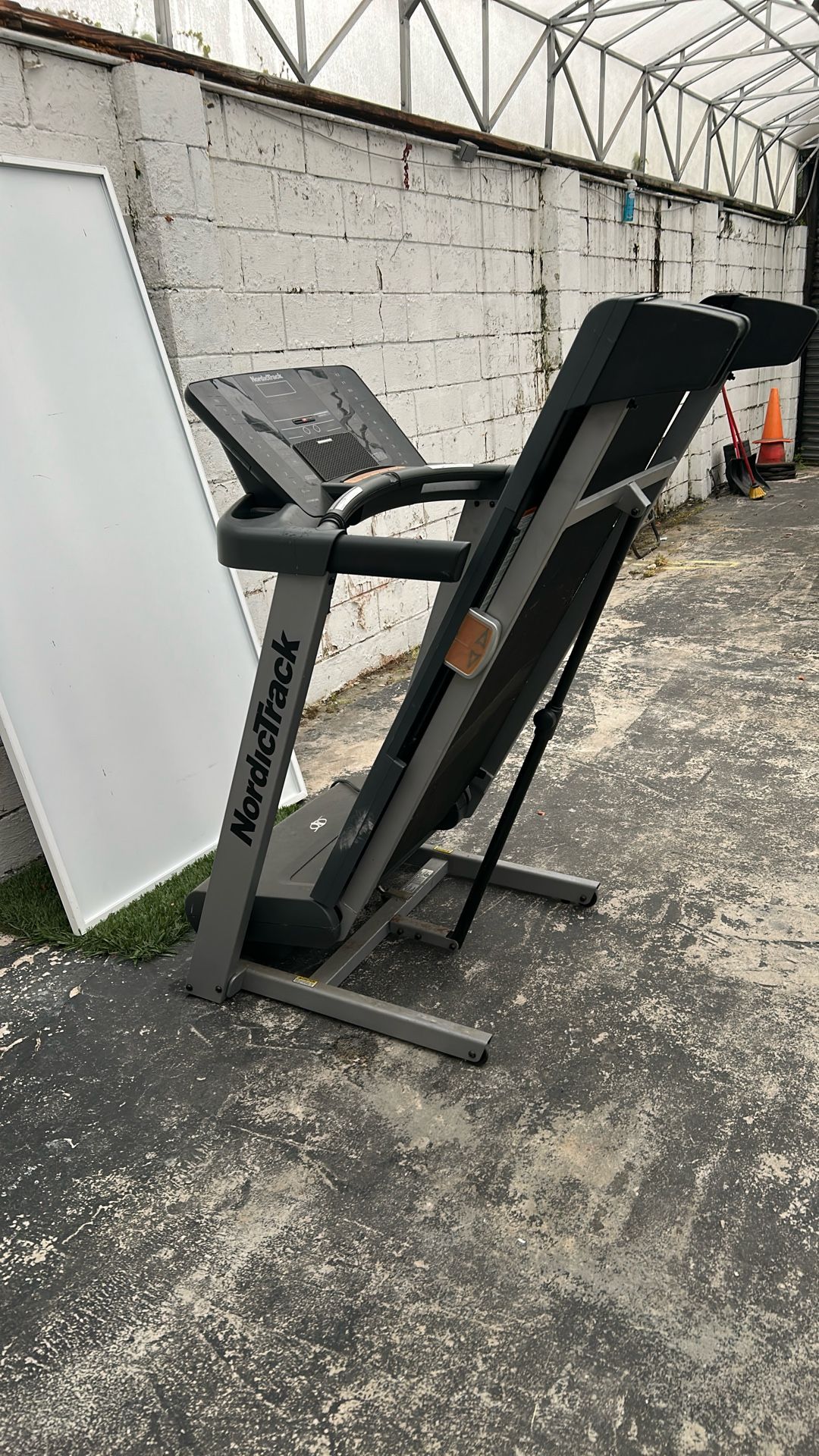 Treadmill