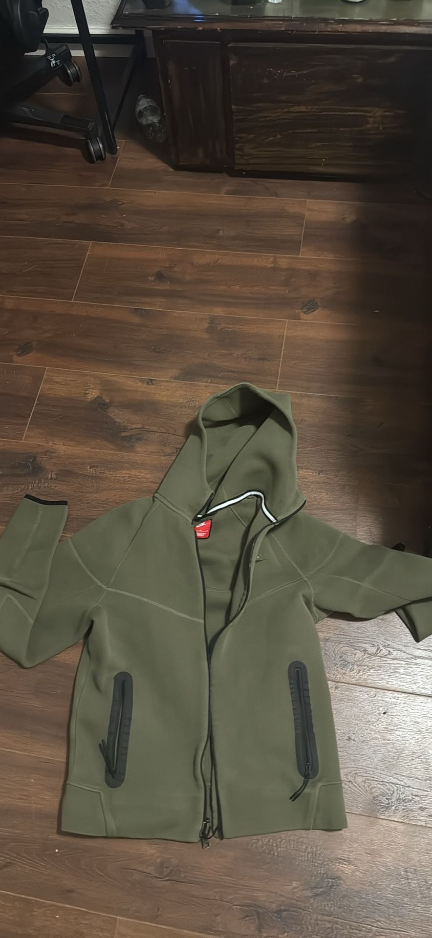 Nike tech Zip Up Men’s Medium
