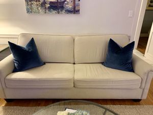 New And Used Couch Pillows For Sale In Greenville Nc Offerup