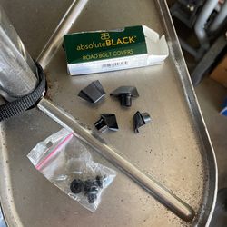 Absolute Black Oval Chainring Bolt + Cover Set